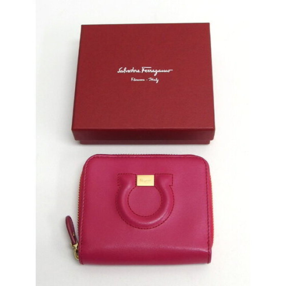 Salvatore Ferragamo Zip Wallet - Picture 2 of 3